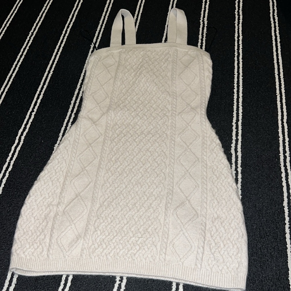 H&M Cream Cable Knit Mini Dress - Picture 3 of 5